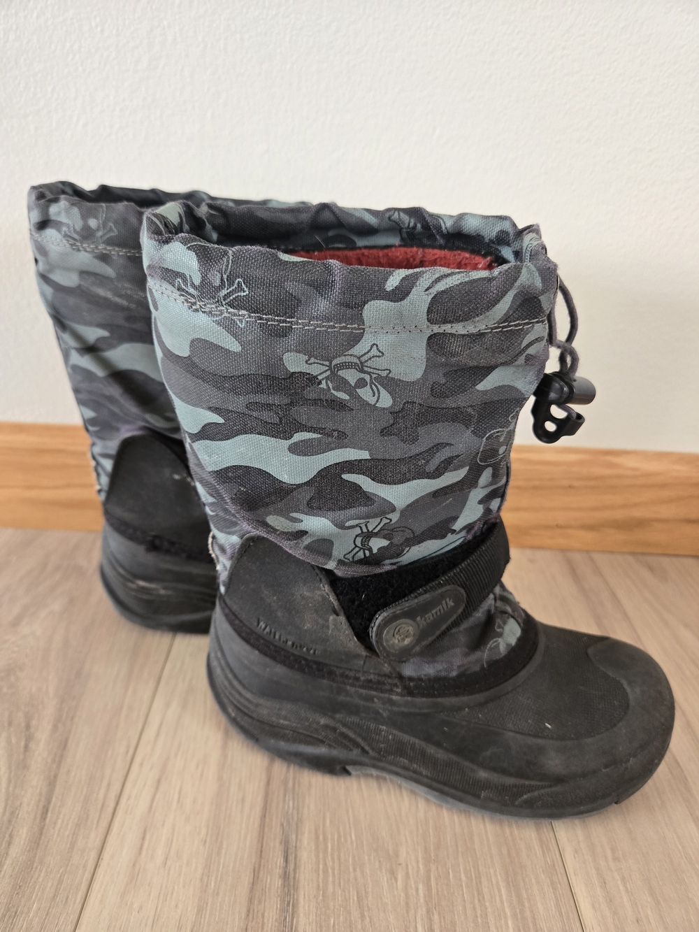 KAMIK Kids Camo Winter Boots - Black & Gray